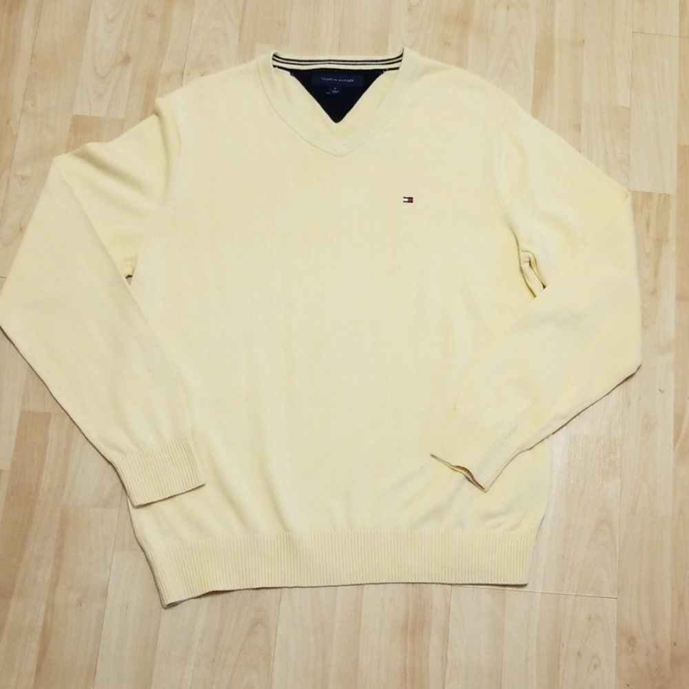 🔥TOMMY HILFIGER V NECK SWEATER